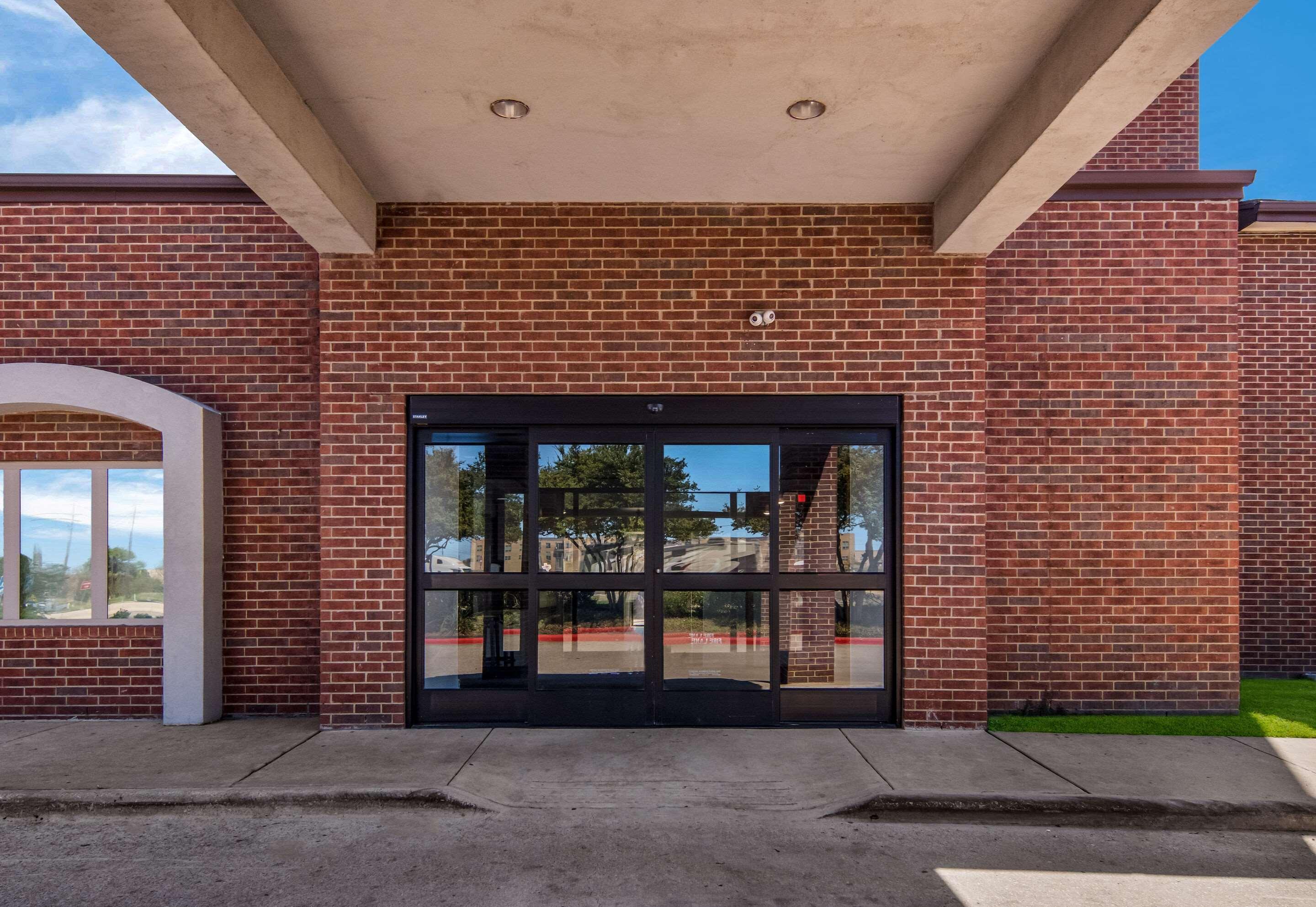 Quality Inn & Suites Richardson-Dallas Dış mekan fotoğraf